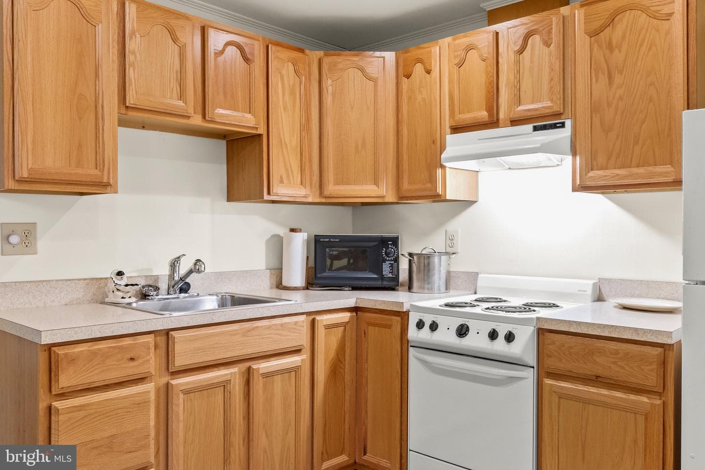 7131 Academy Road photo 39