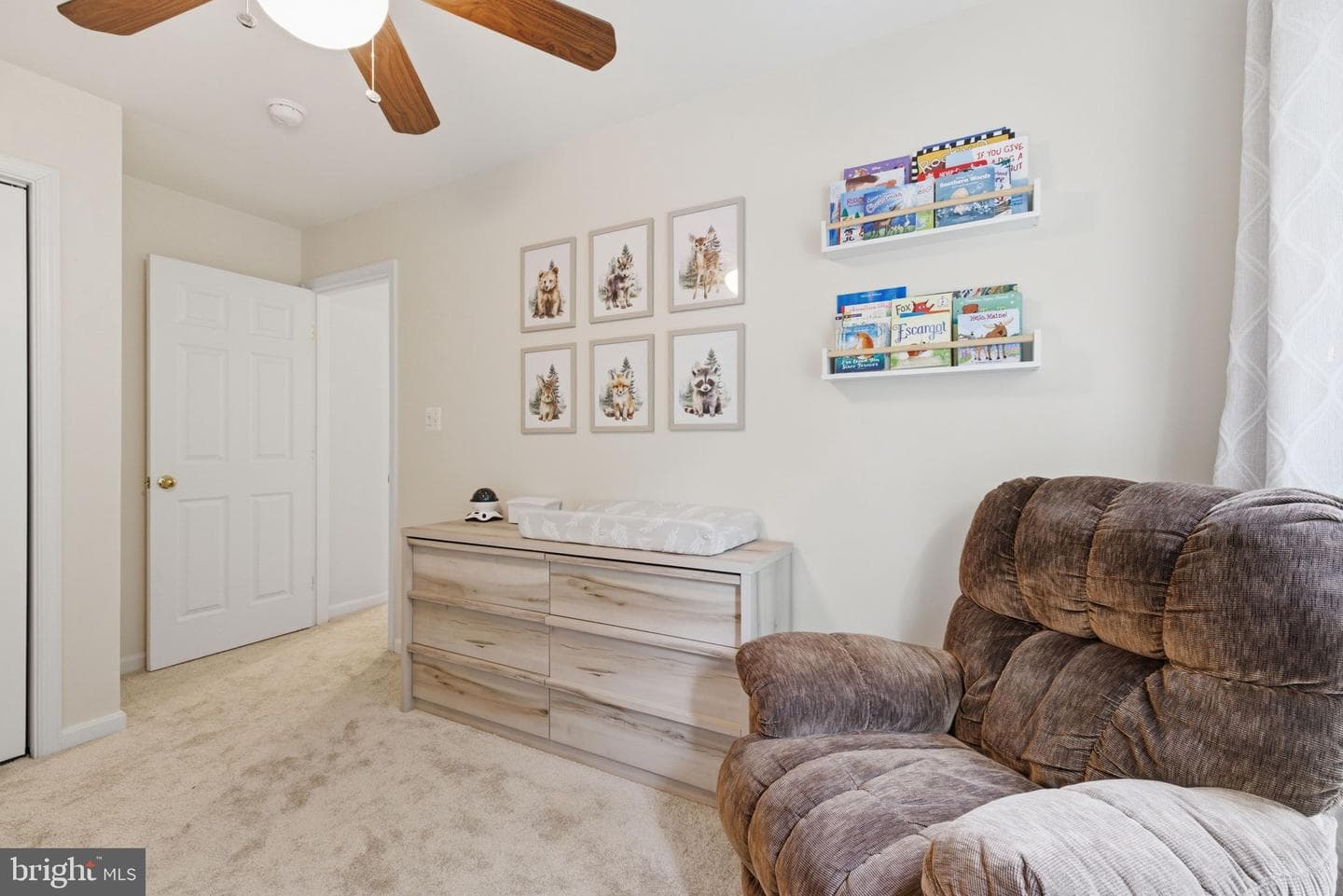 21 Sire Way photo 26