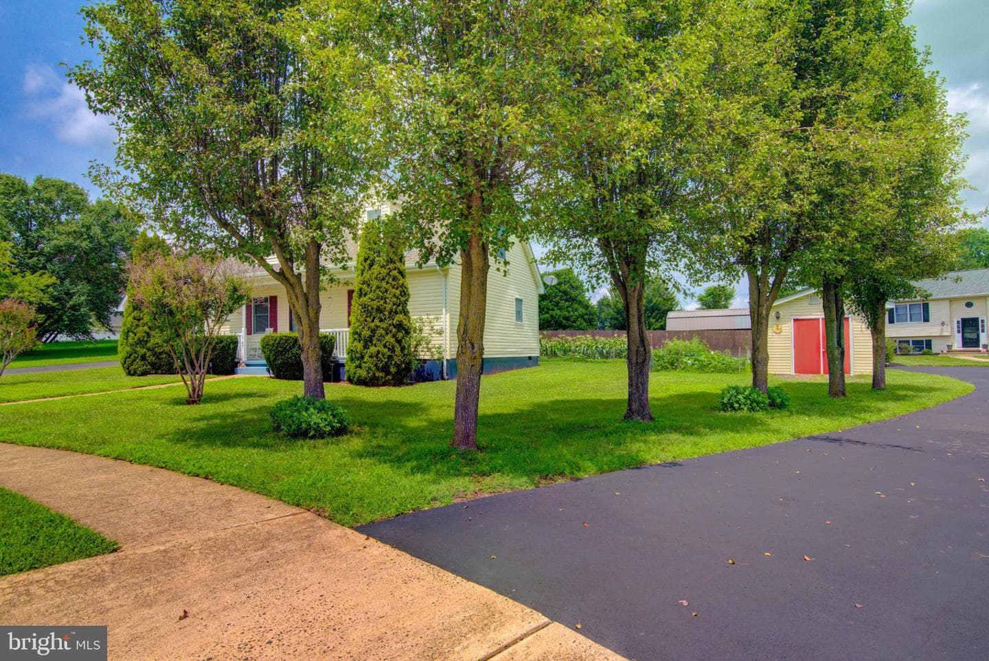 11747 Battle Ridge Drive photo 3