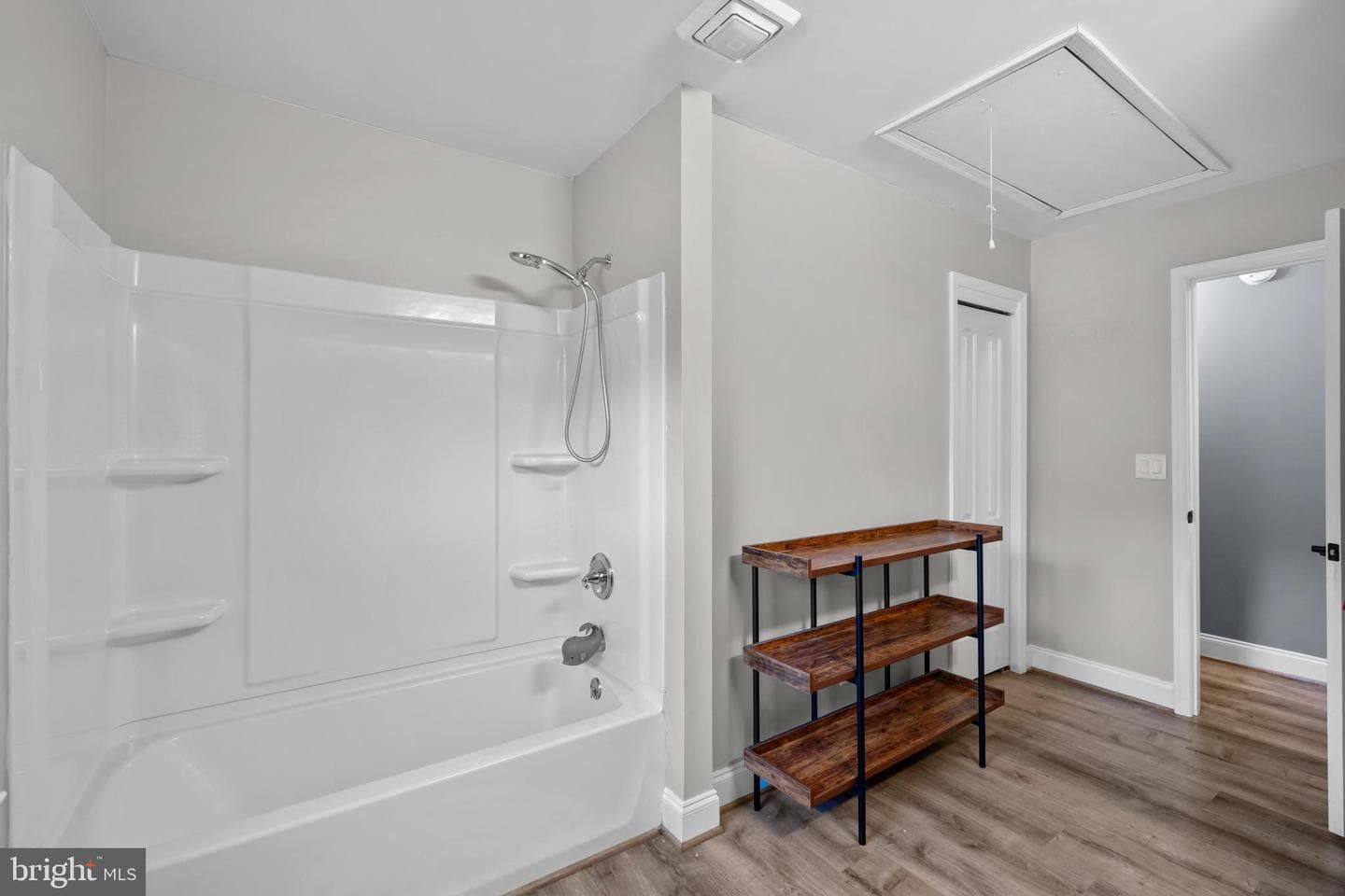 4300 Ringwood Road photo 28