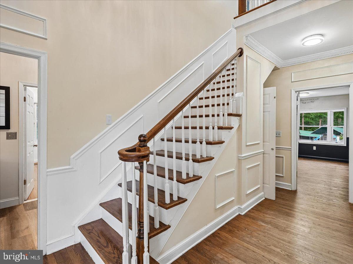 9935 Highland Drive photo 4