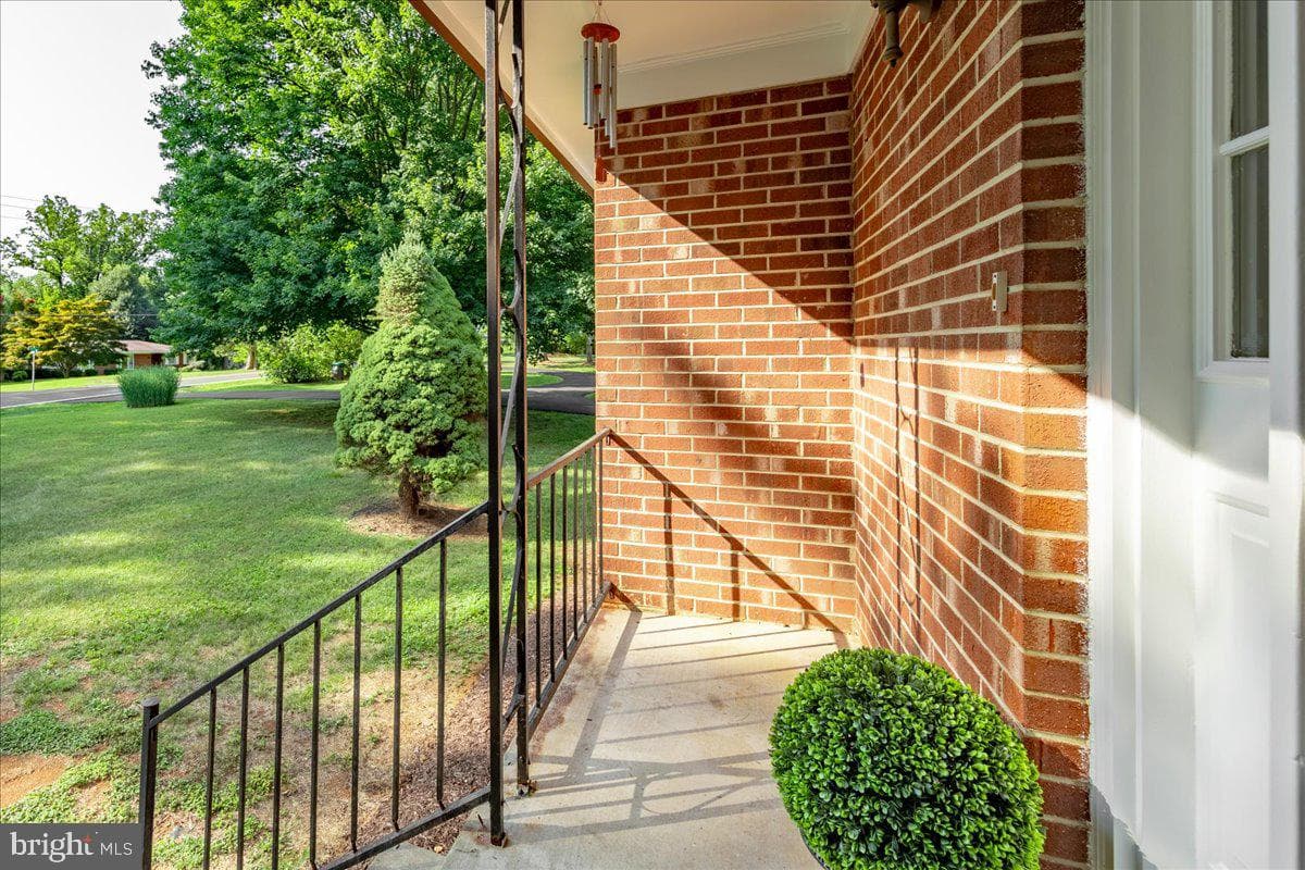 6793 Riley Road photo 7