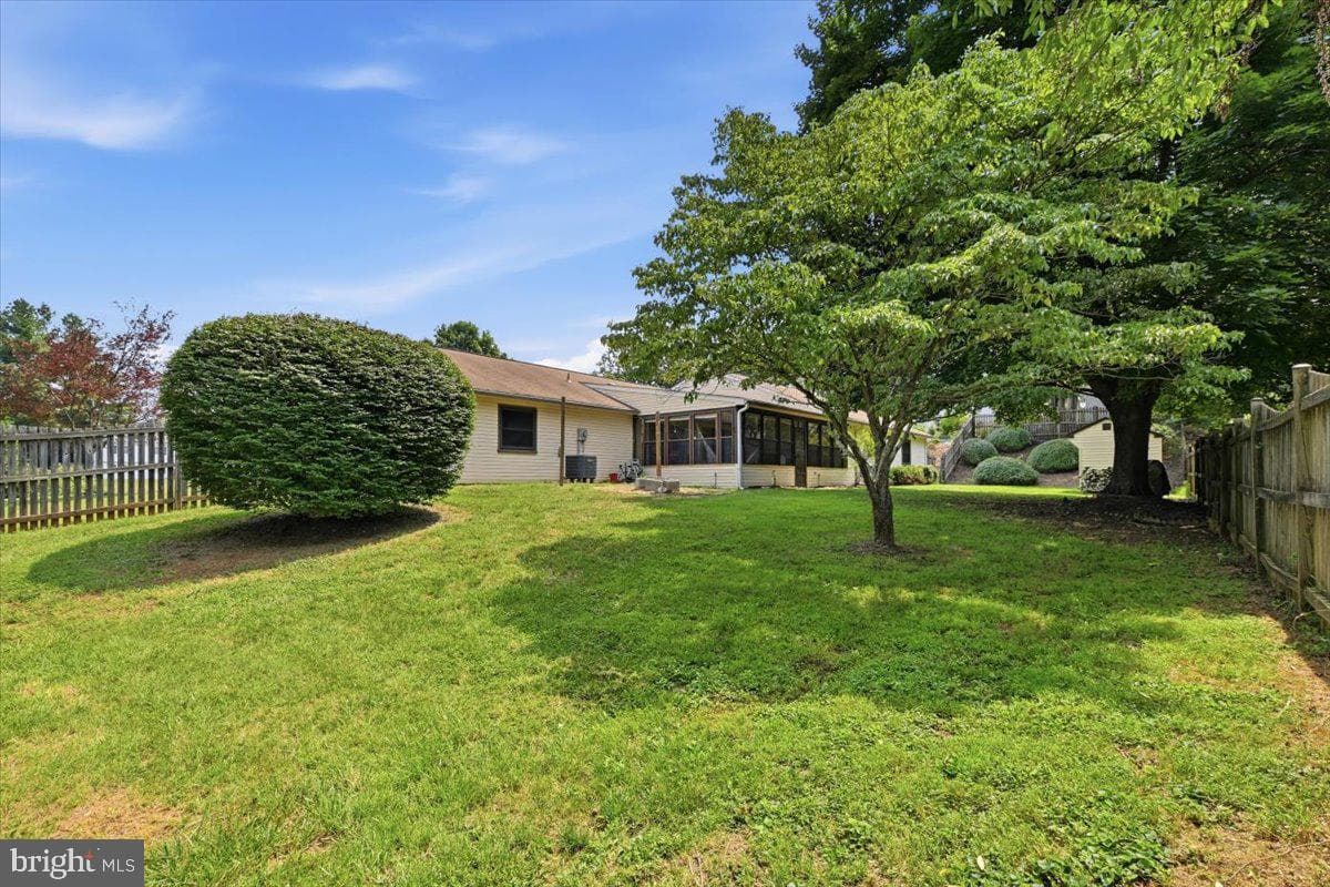 7434 Cedar Knolls Drive photo 37