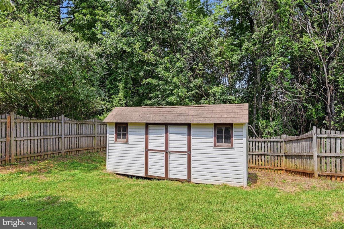 7434 Cedar Knolls Drive photo 41