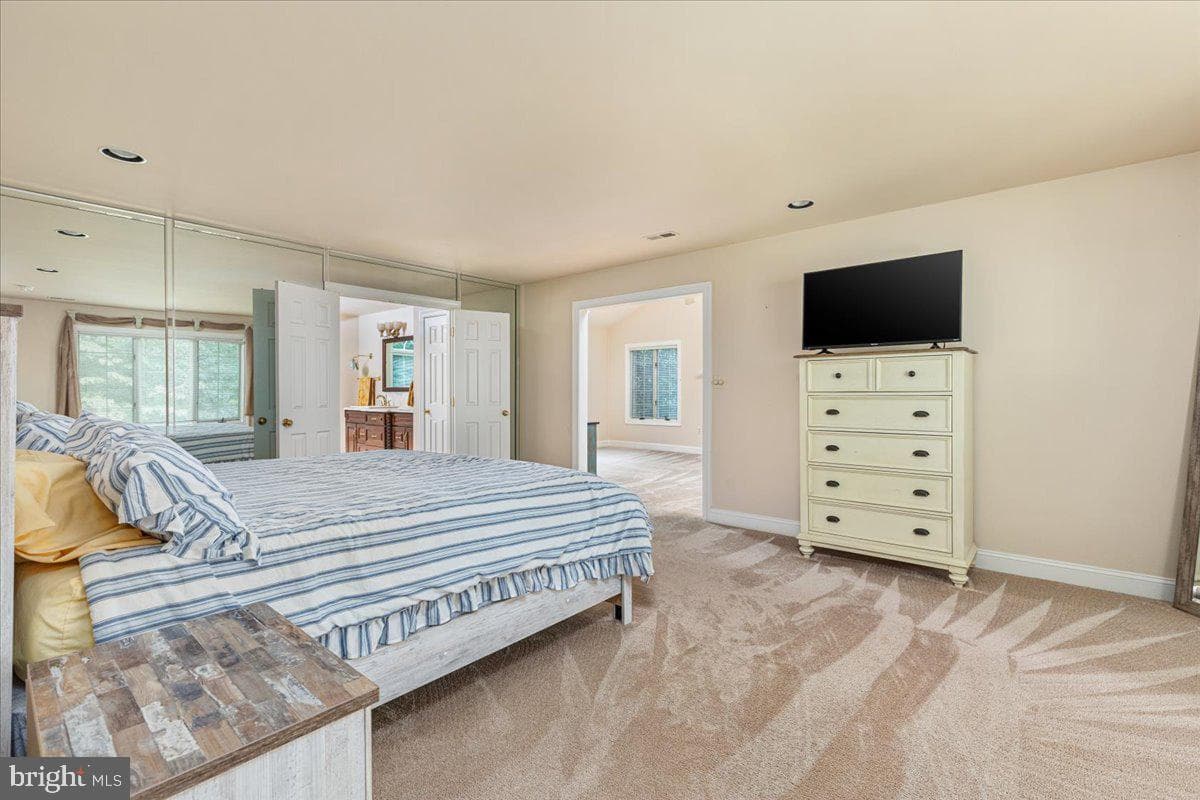 6595 Chesapeake Place photo 40