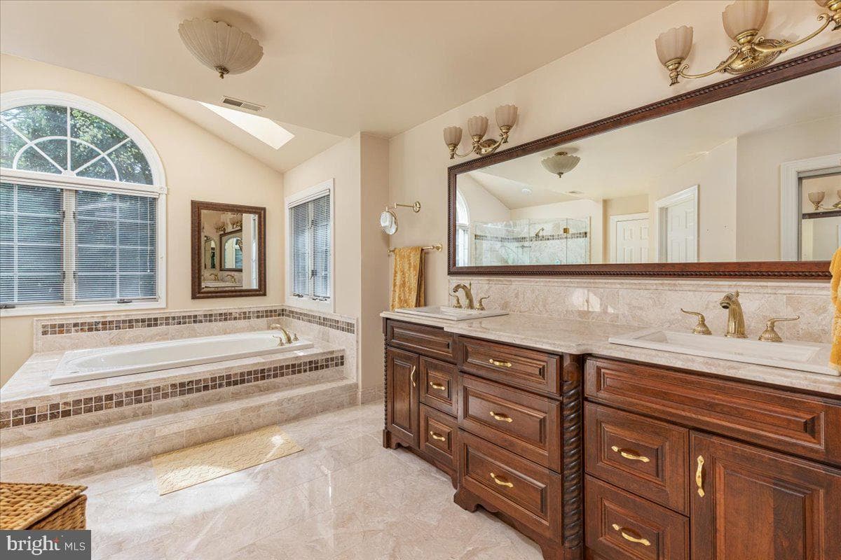 6595 Chesapeake Place photo 47