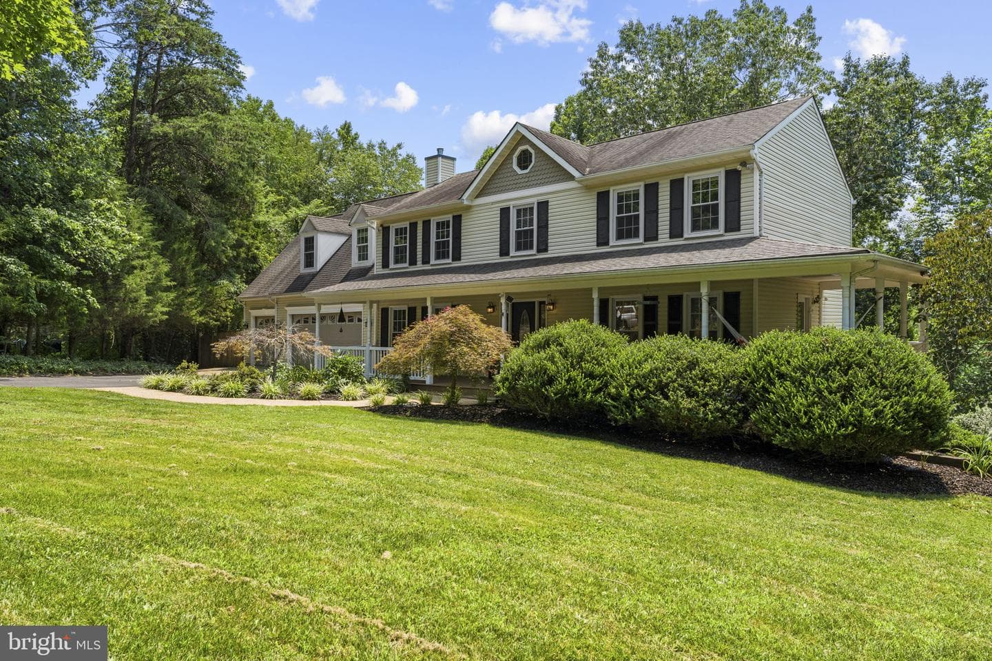 7154 Chesterfield photo 4