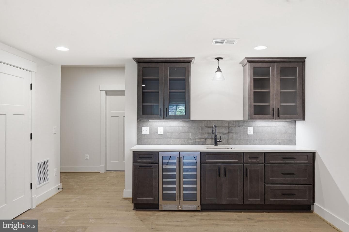 25 Fisher Lane photo 14