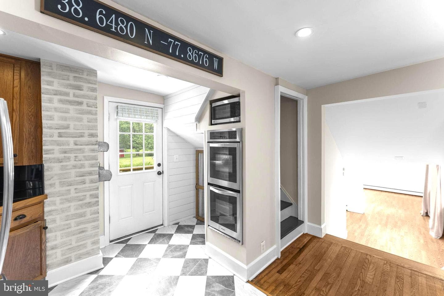 8556 Opal Road photo 13