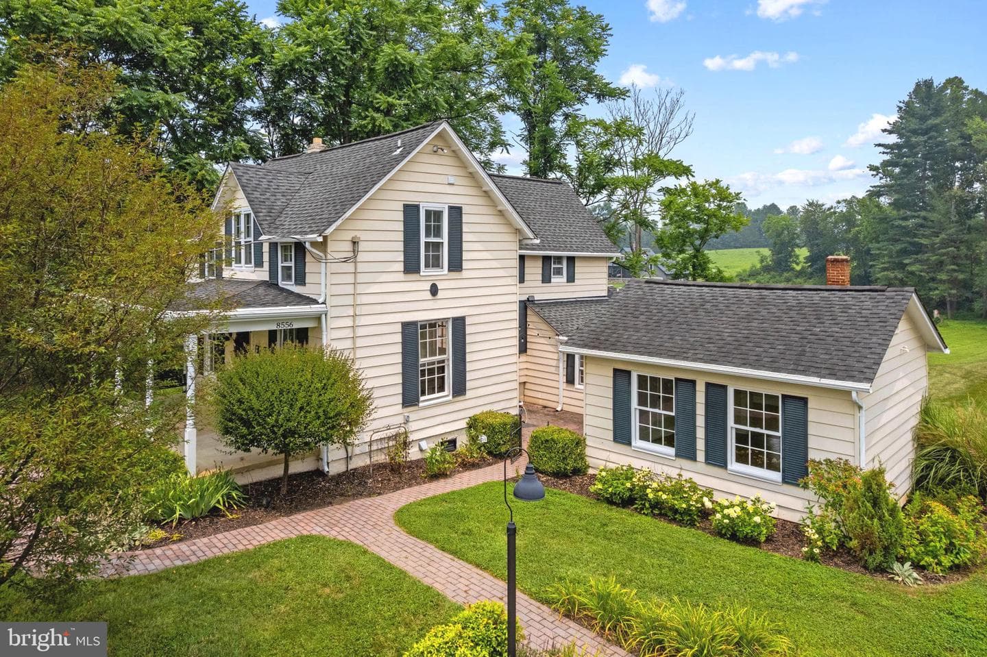 8556 Opal Road photo 4