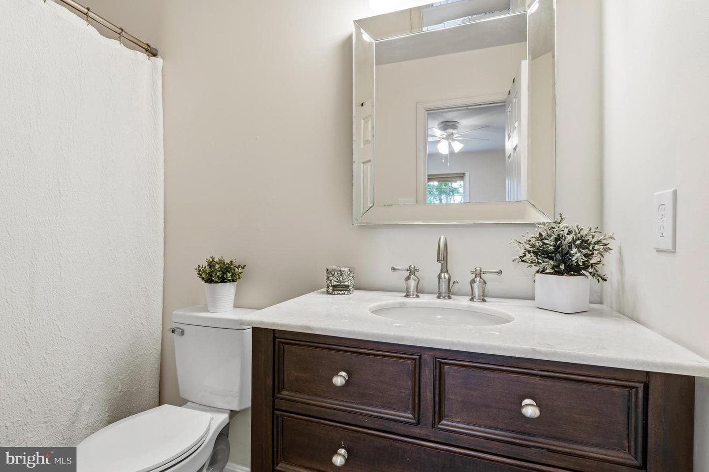 7823 Overbrook Drive photo 27