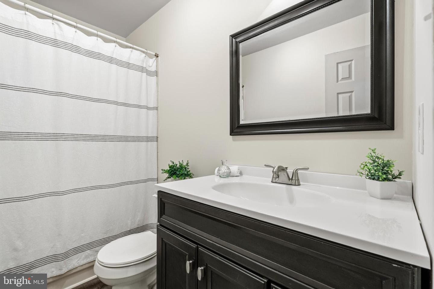 7823 Overbrook Drive photo 32
