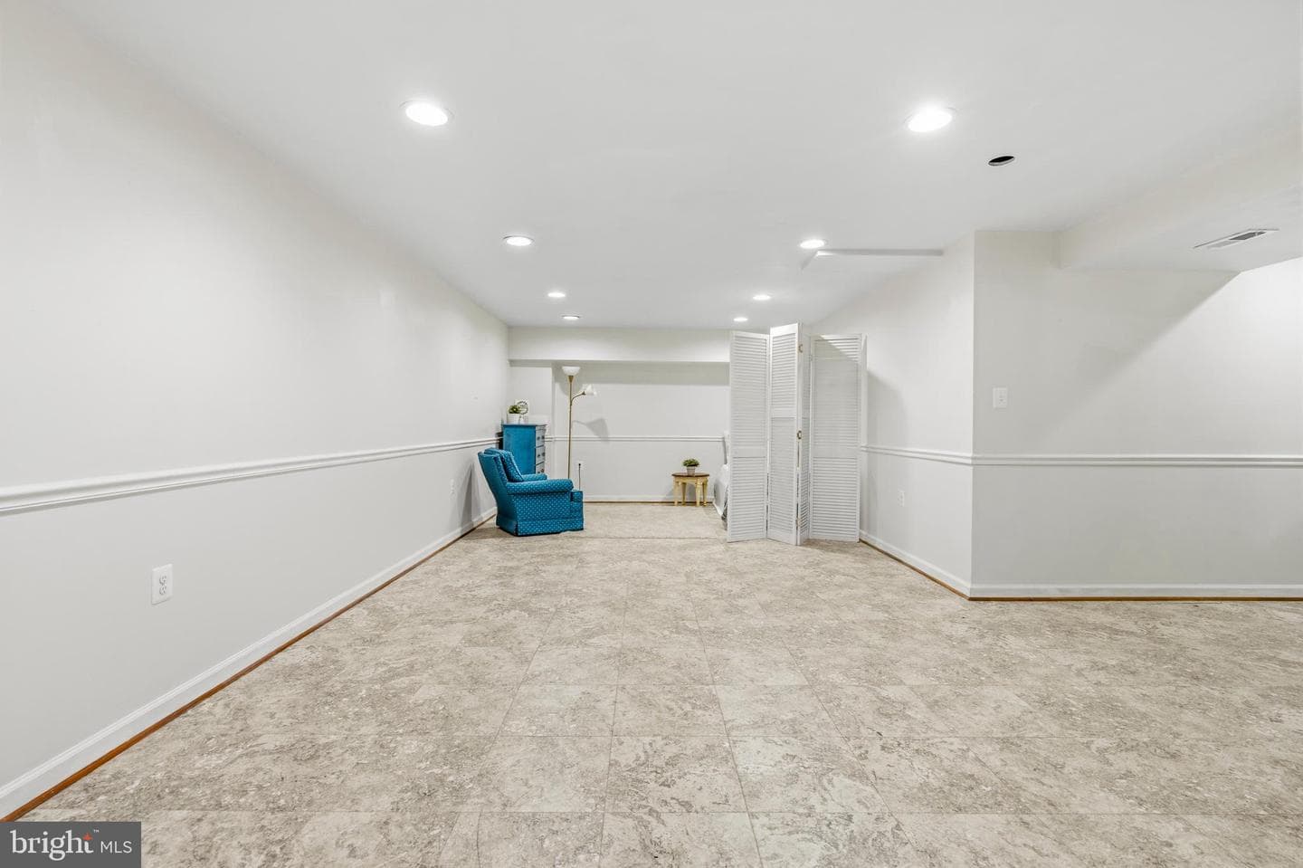 7823 Overbrook Drive photo 37