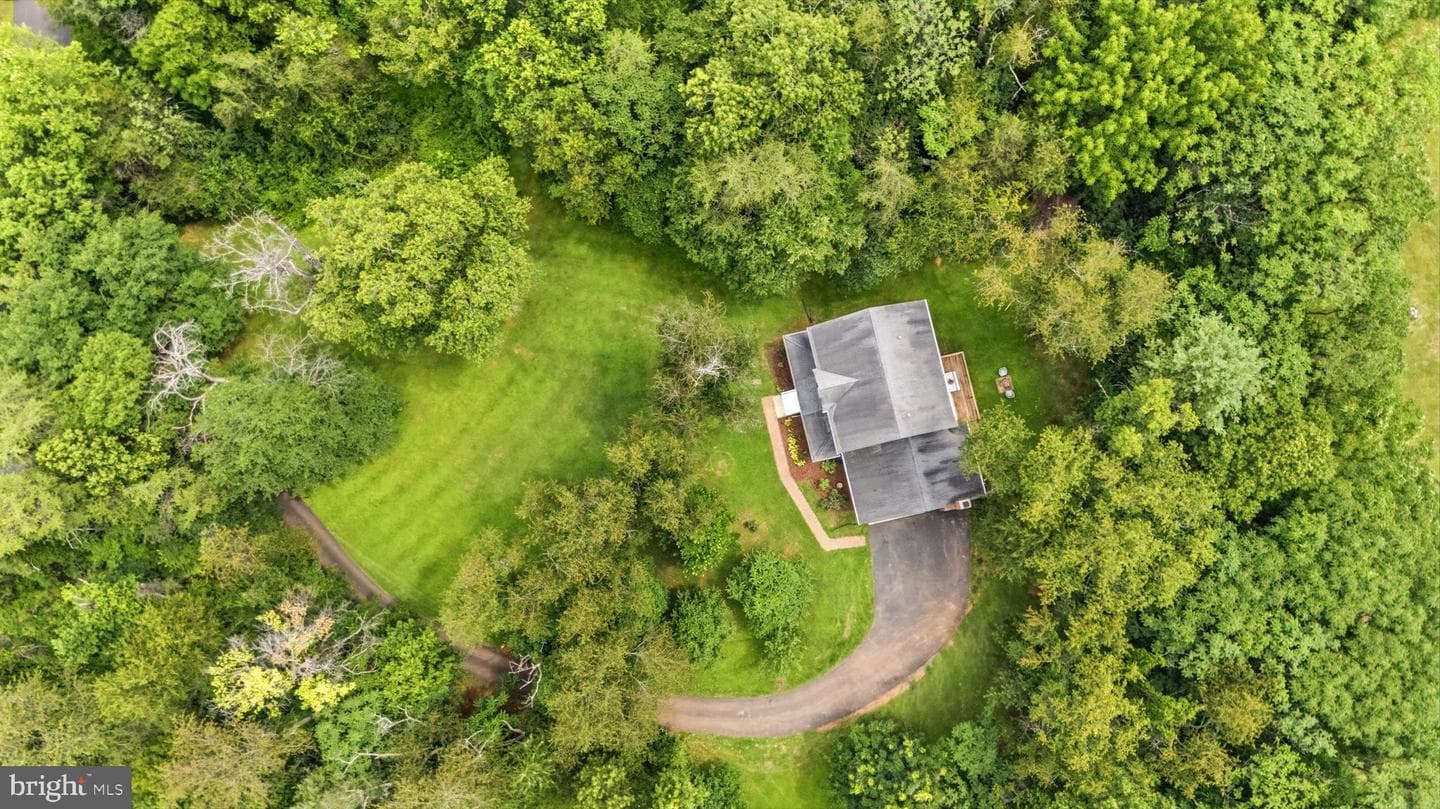 7823 Overbrook Drive photo 45