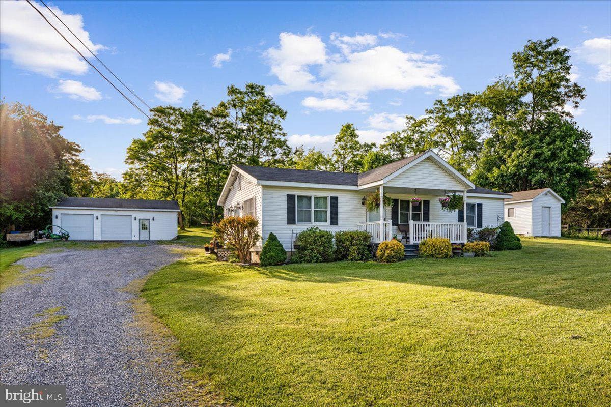 709 Dicks Hollow Road photo 26