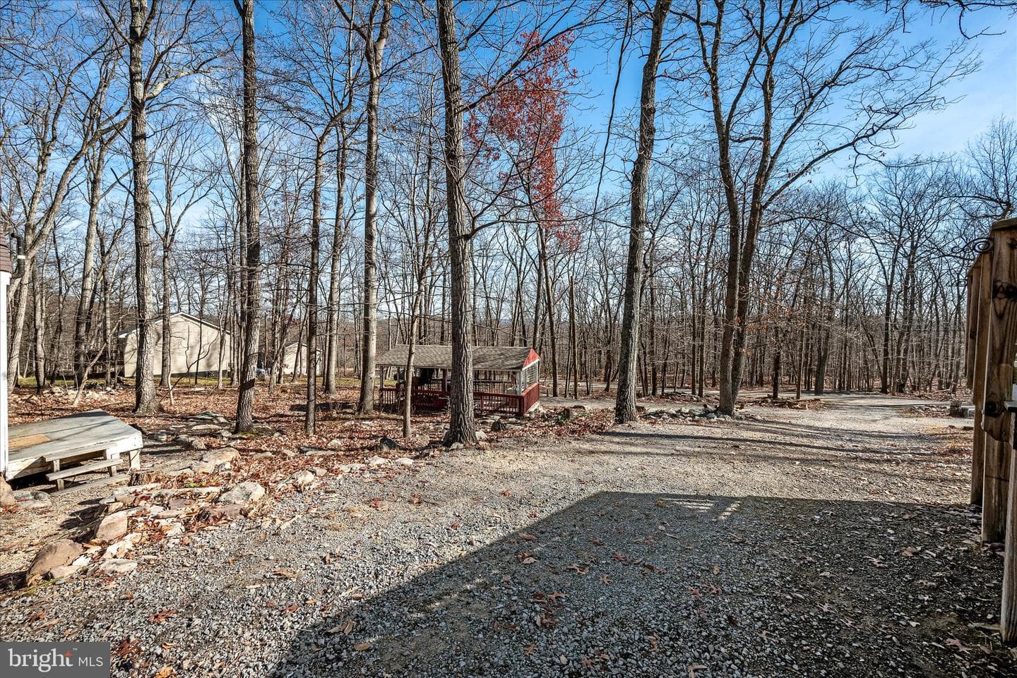815 Pheasant Drive photo 29