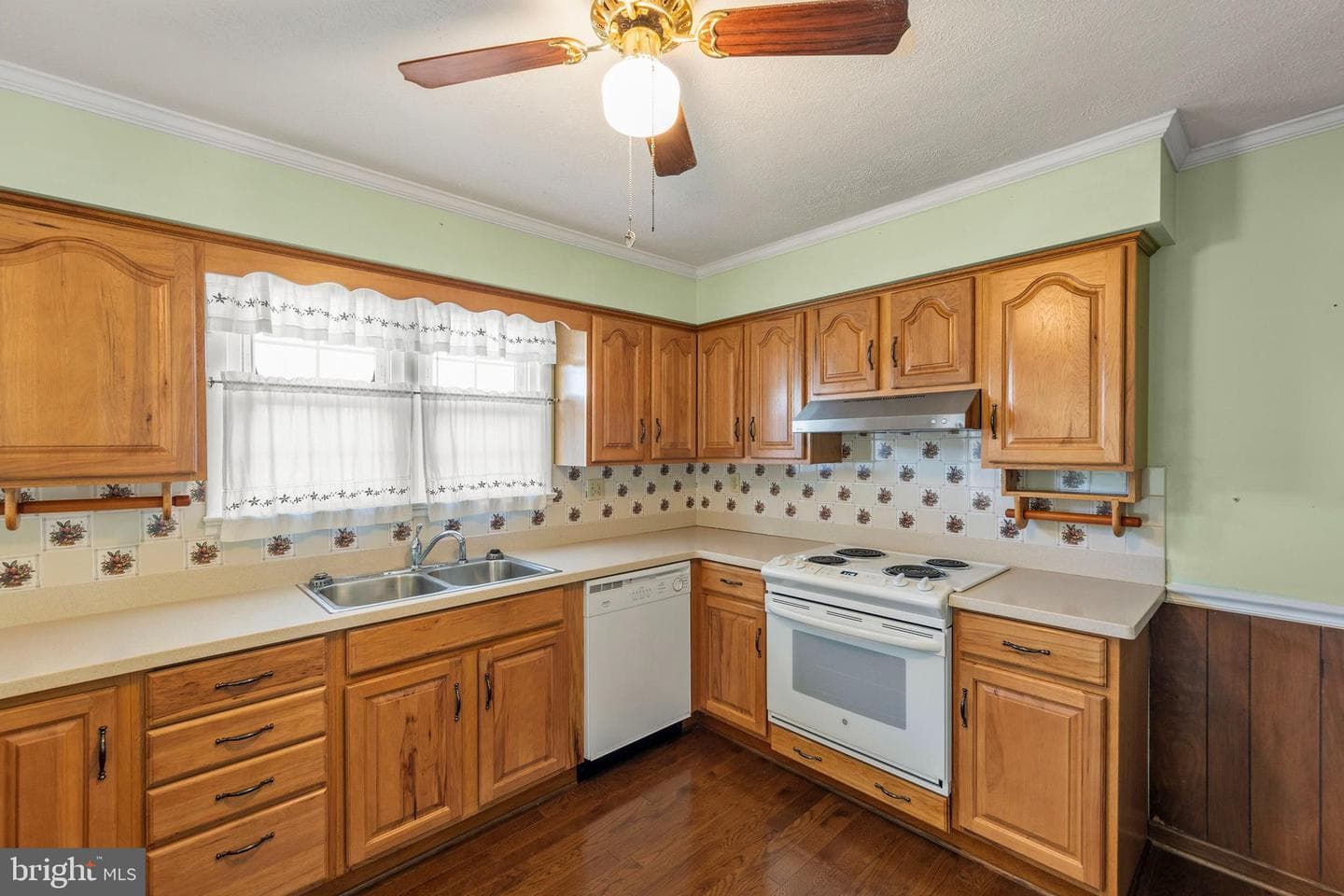 204 Ridge Road photo 6