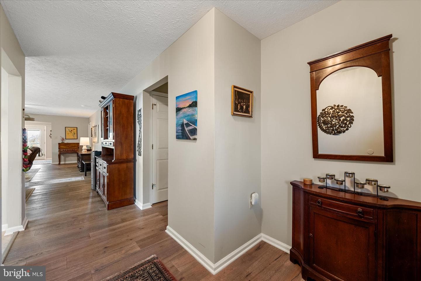 203 Crestwood Lane photo 8