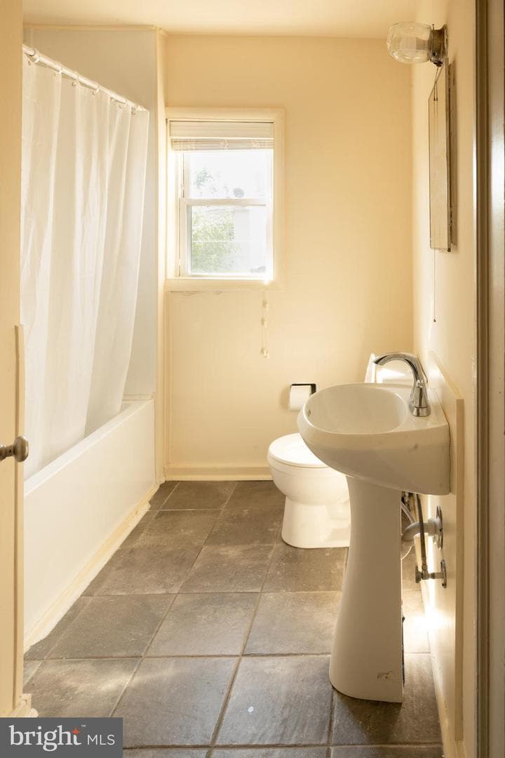 108 Martin Drive photo 29