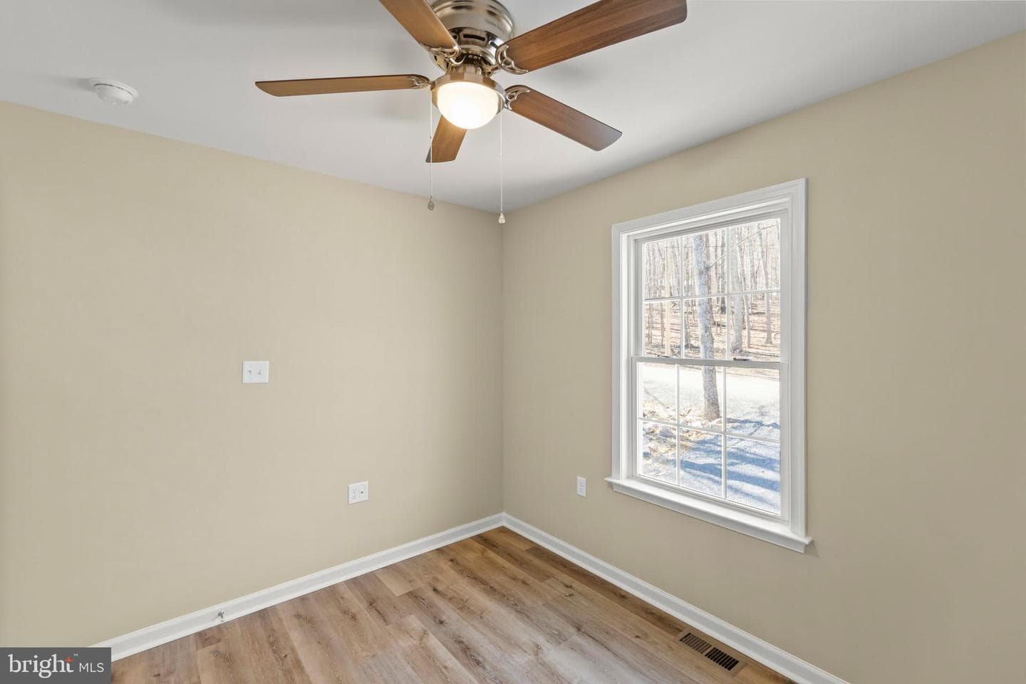 628 Cardinal Drive photo 18