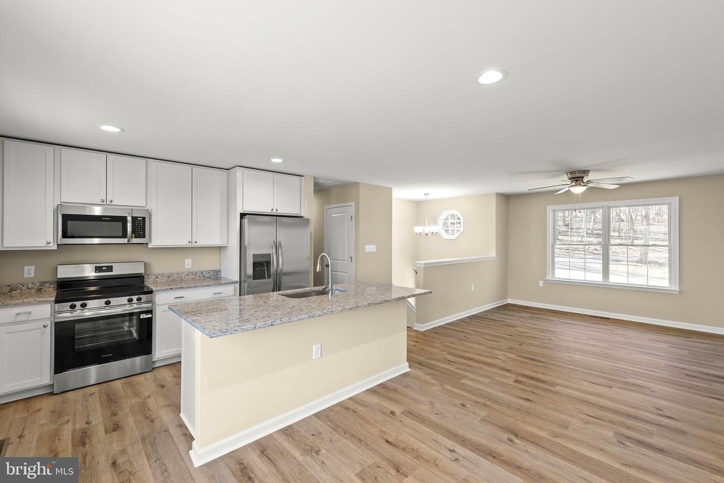 628 Cardinal Drive photo 7