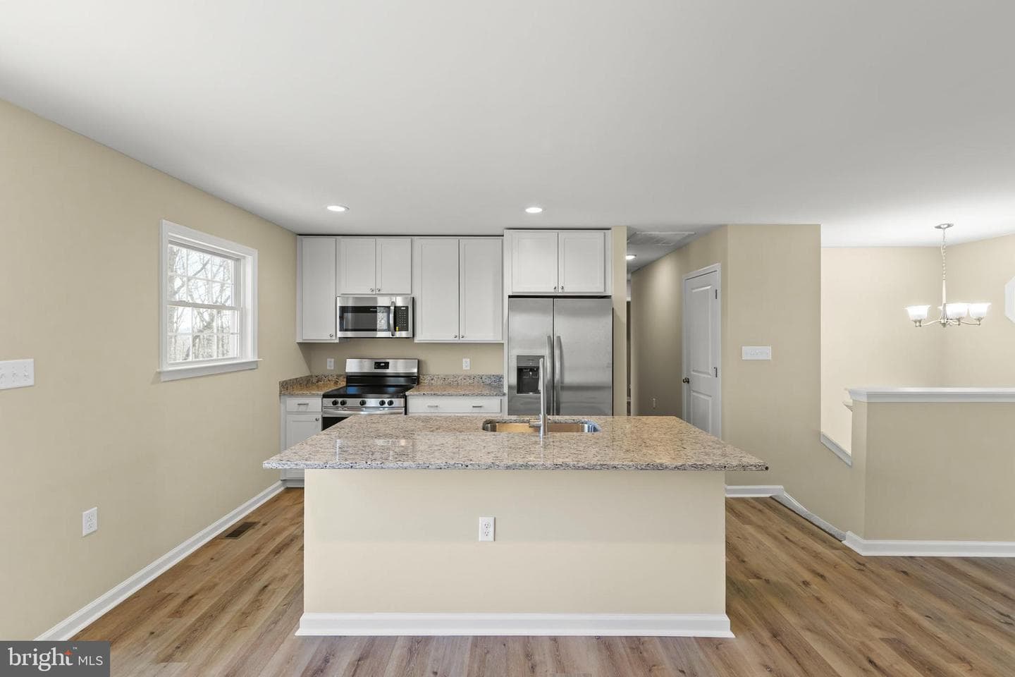 628 Cardinal Drive photo 8
