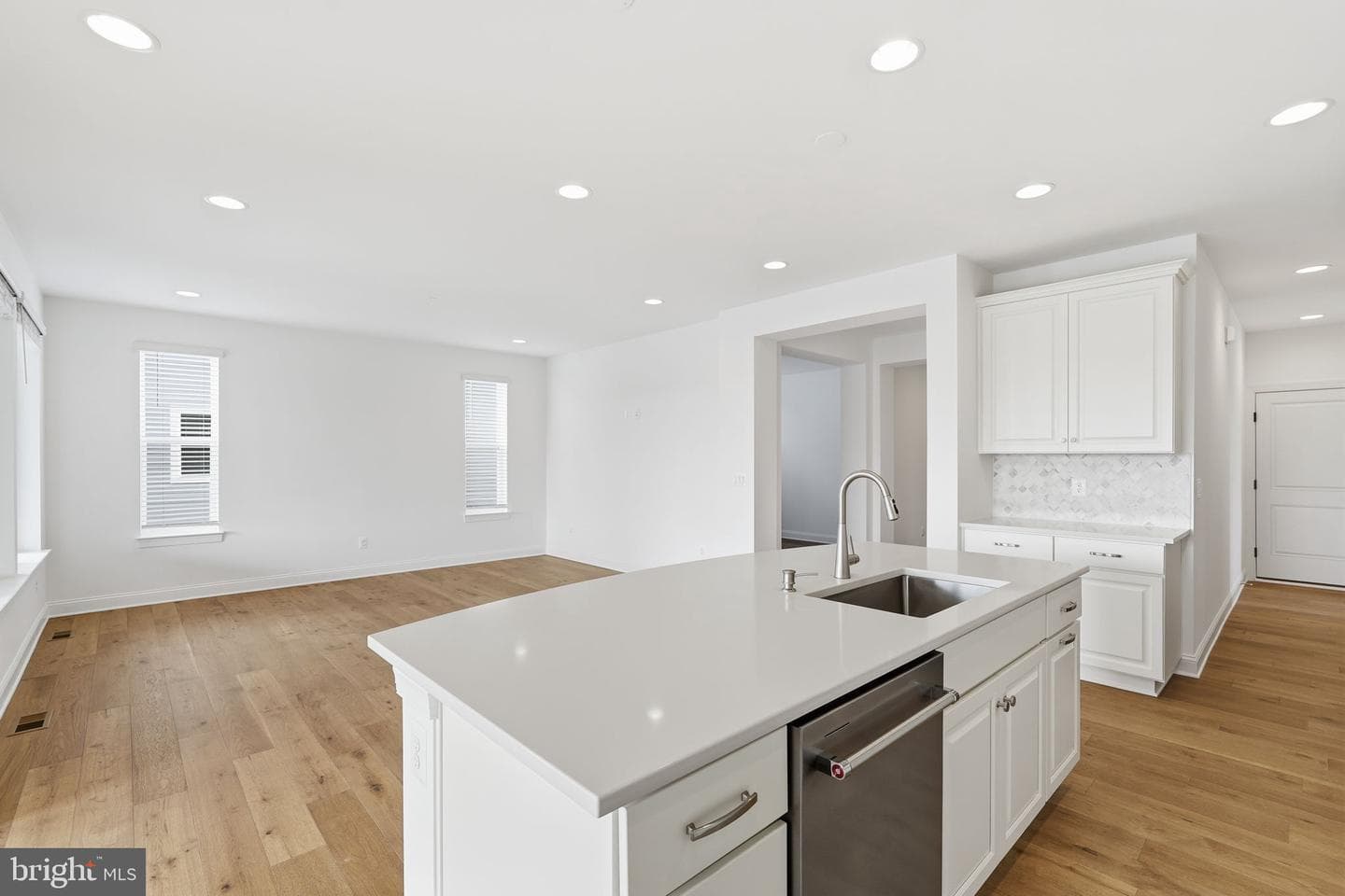 112 Betony Court photo 12
