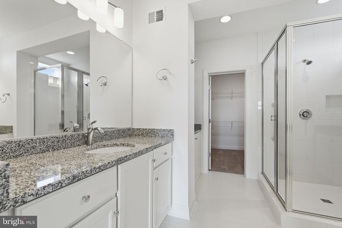 112 Betony Court photo 24