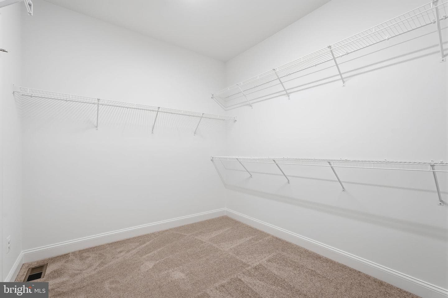 112 Betony Court photo 26
