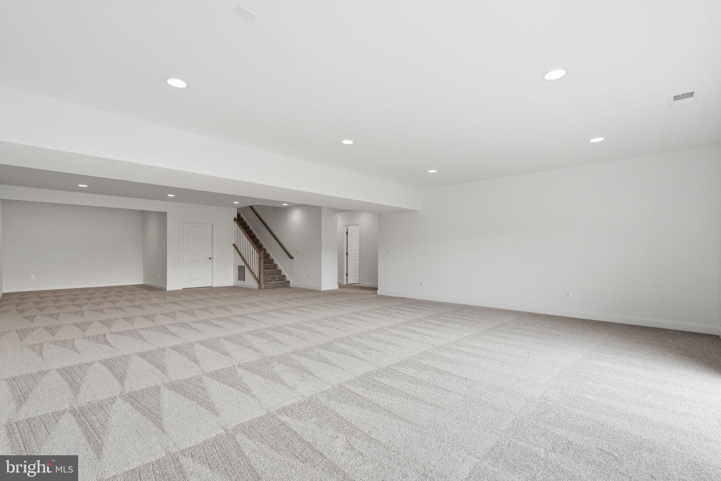 112 Betony Court photo 31