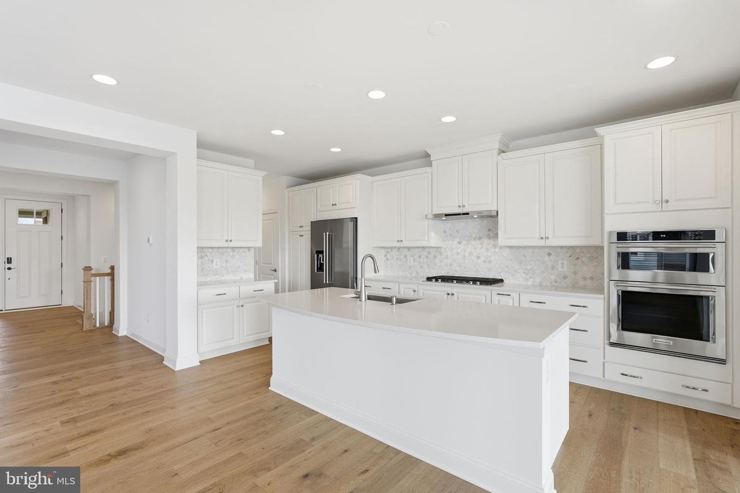 112 Betony Court photo 8