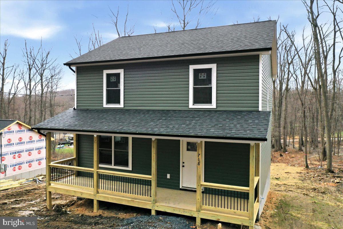 718 Panther Drive photo 3