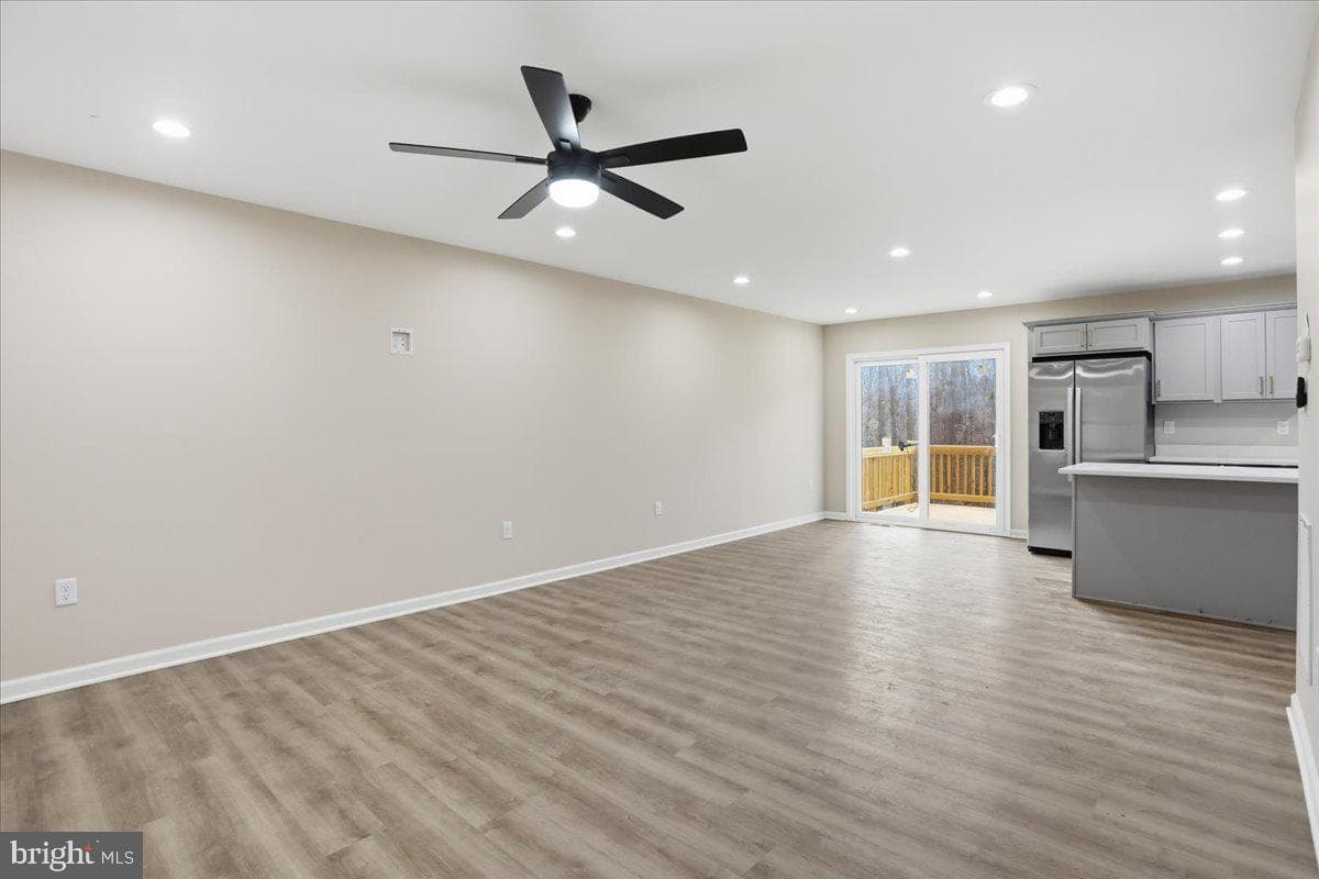 718 Panther Drive photo 7