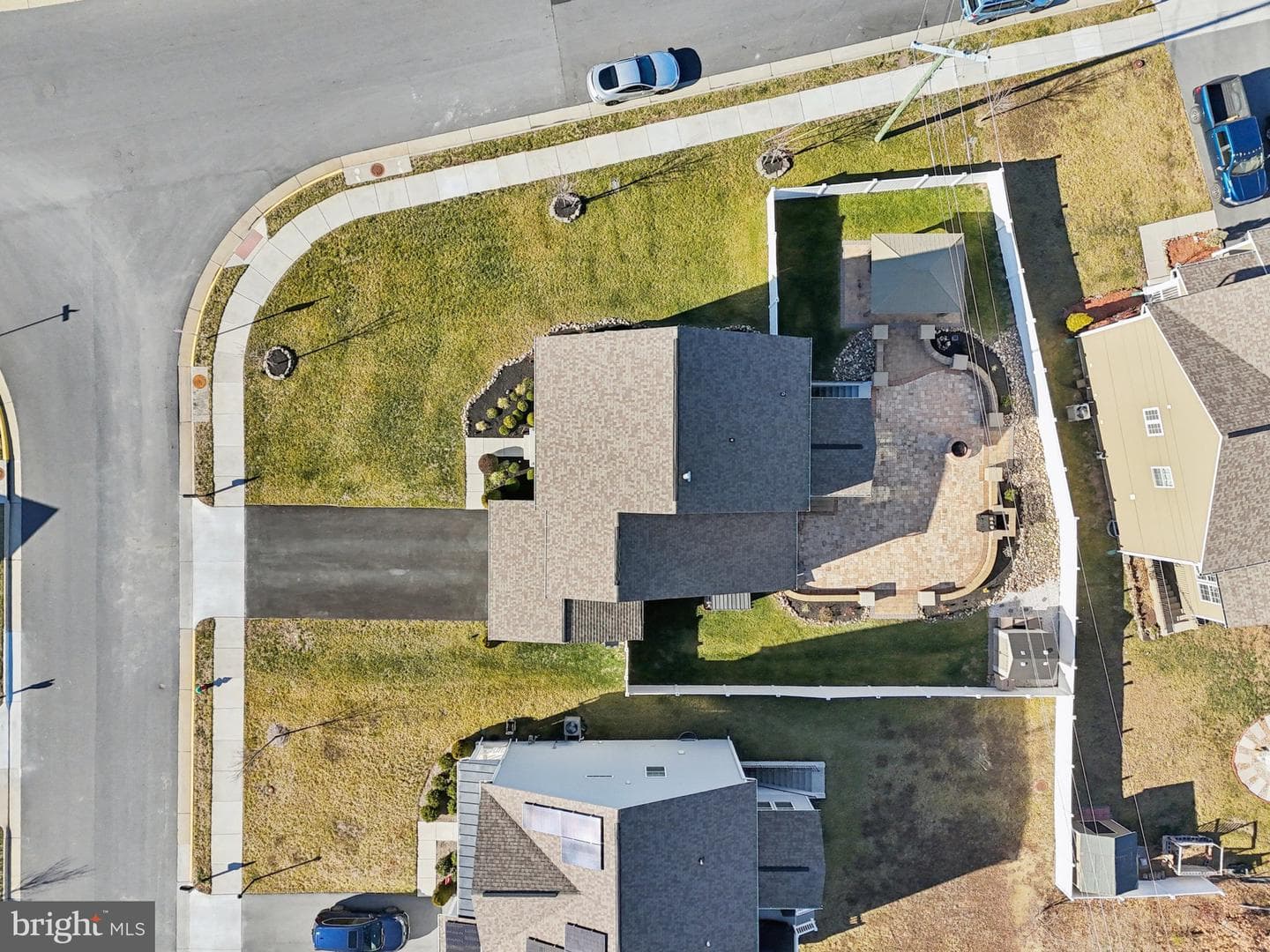 101 Sovereign Court photo 52
