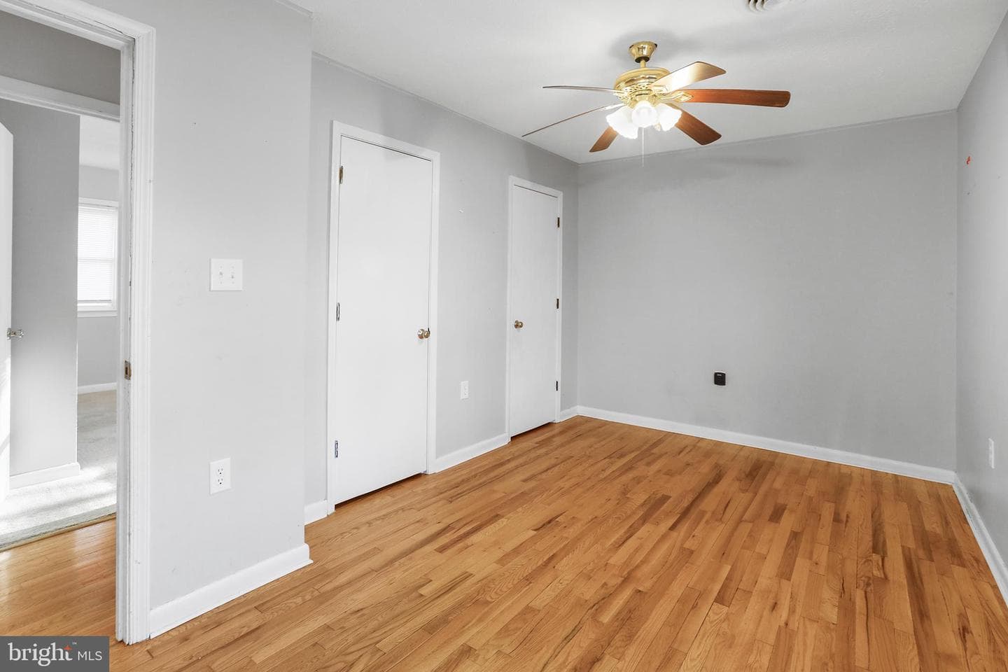 7786 Carolyn Avenue photo 27