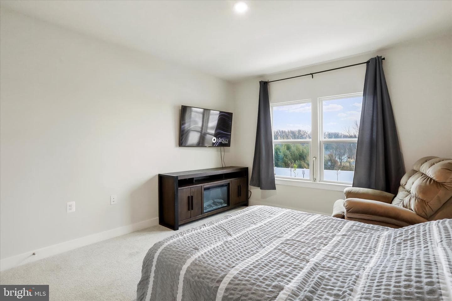 151 Mccormick #203 photo 21