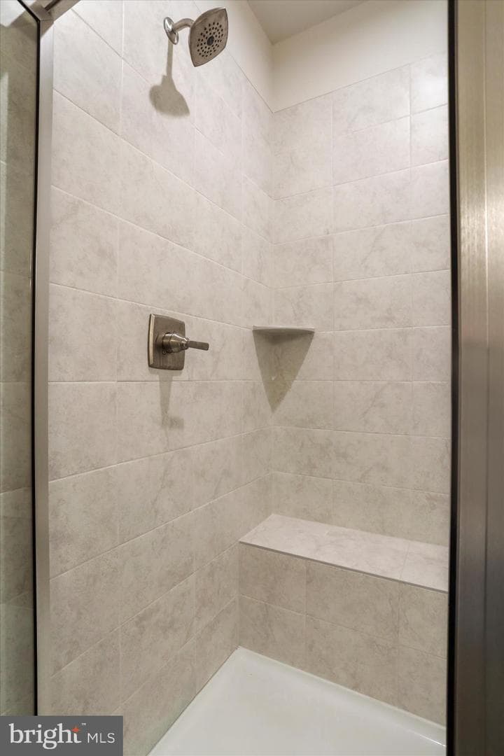 151 Mccormick #203 photo 23