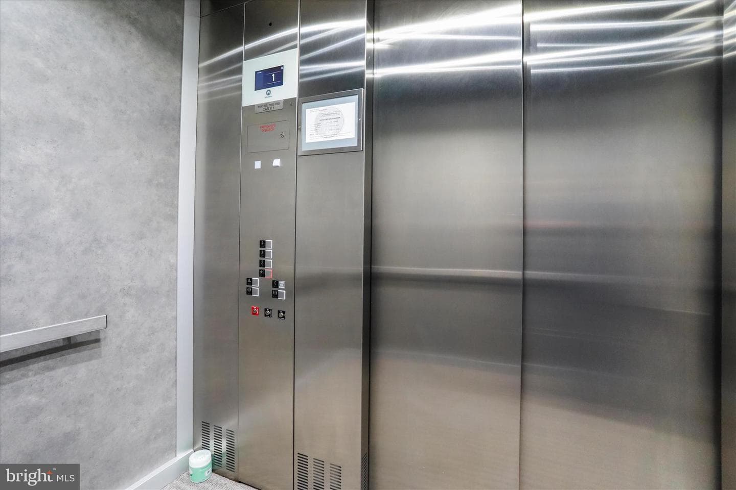 151 Mccormick #203 photo 34