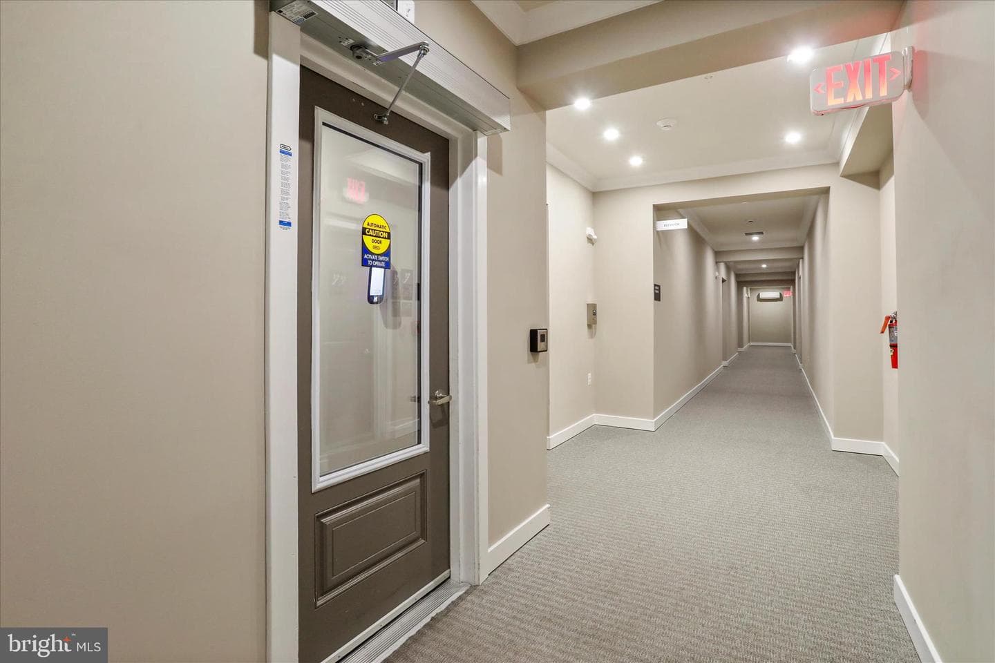 151 Mccormick #203 photo 35
