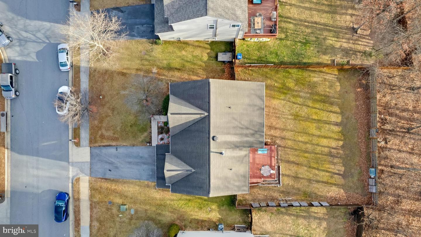 320 Morlyn Drive photo 58