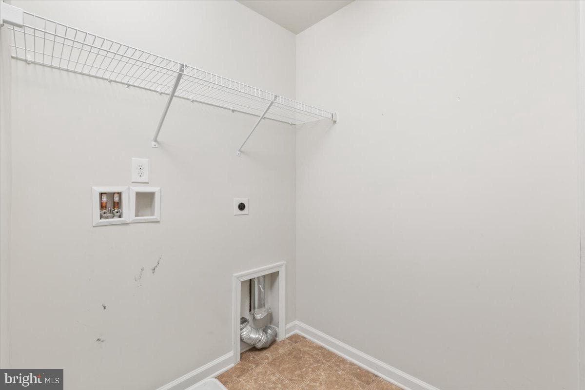 556 Garden Gate Drive photo 29