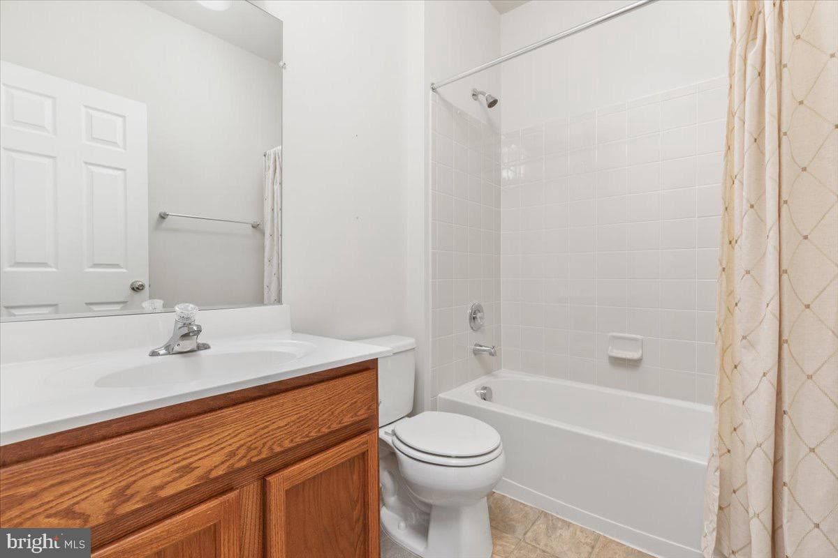 556 Garden Gate Drive photo 5