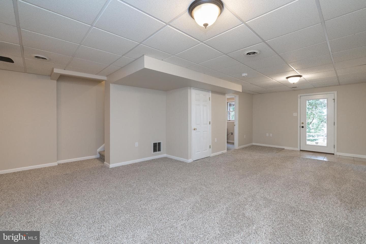 218 Tudor Drive photo 35