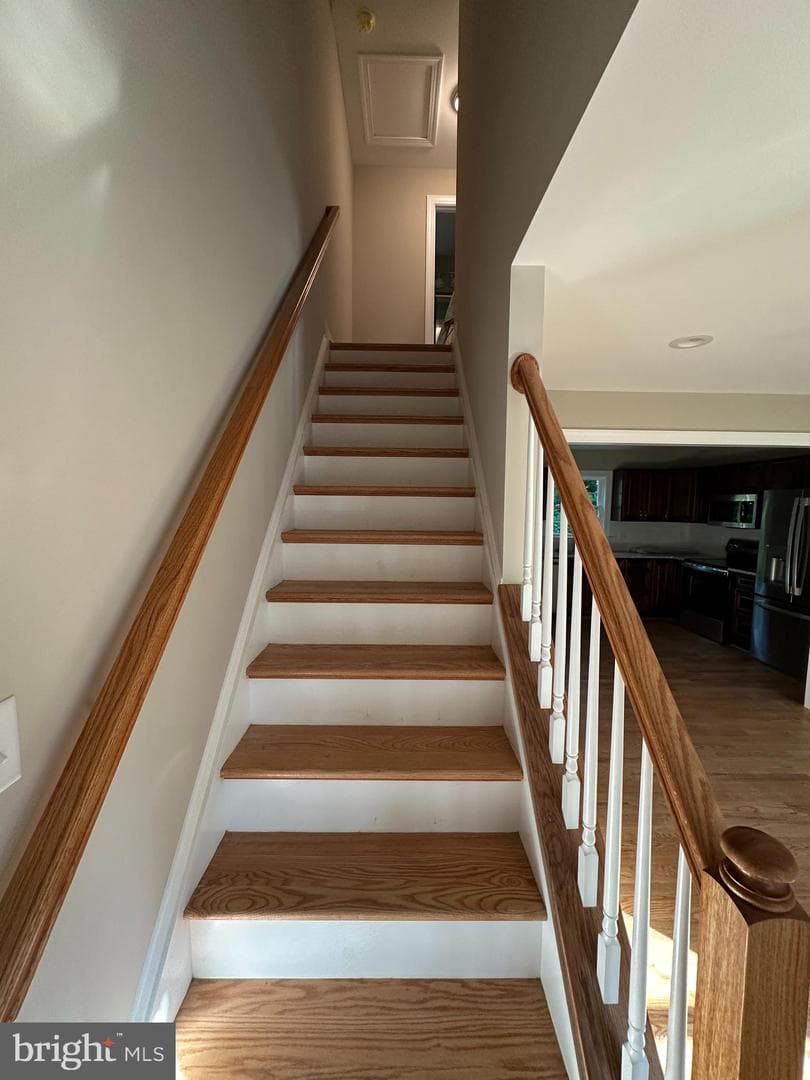 212 Falcon Trail photo 13