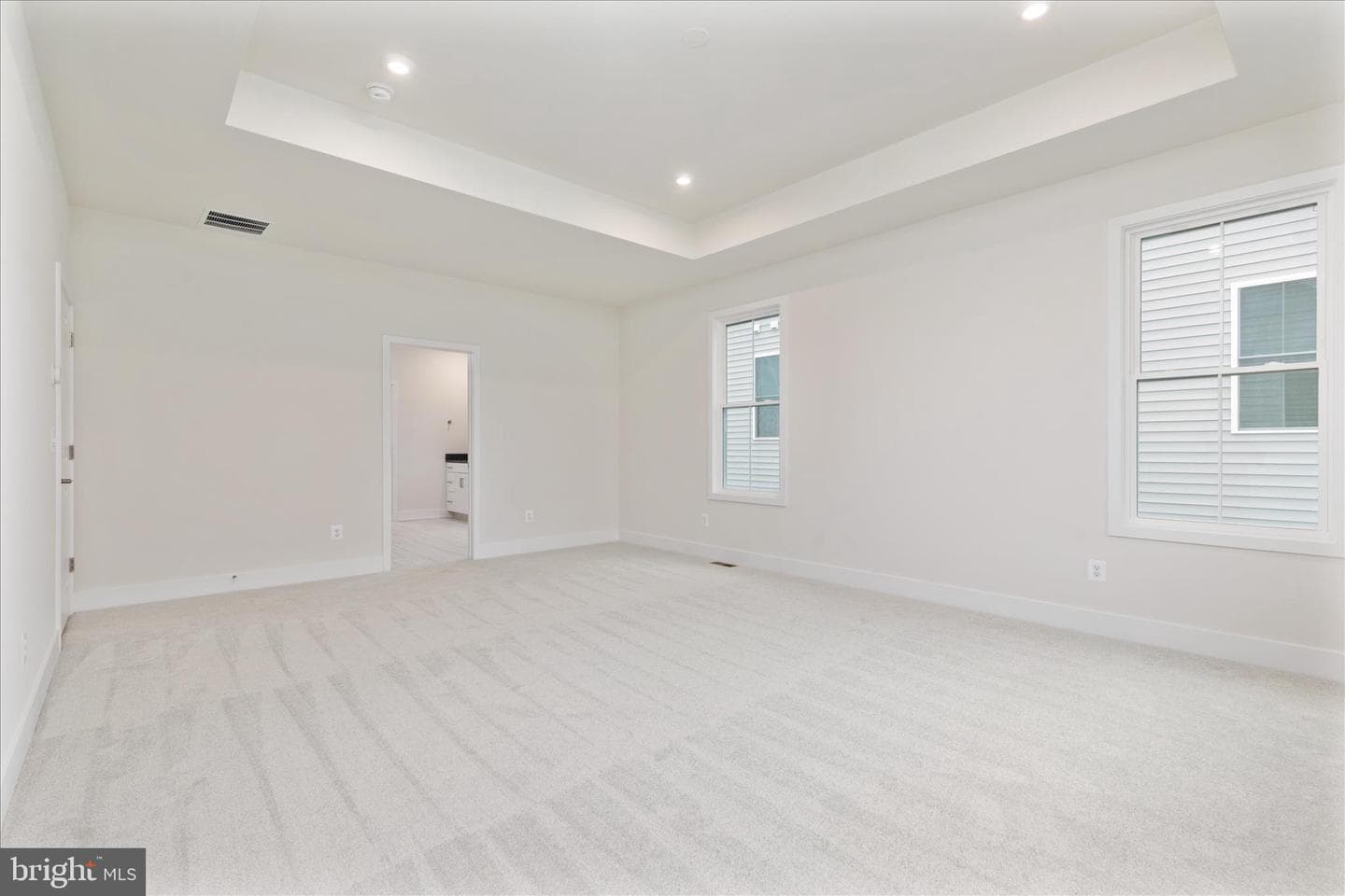 114 Heyford Drive photo 38
