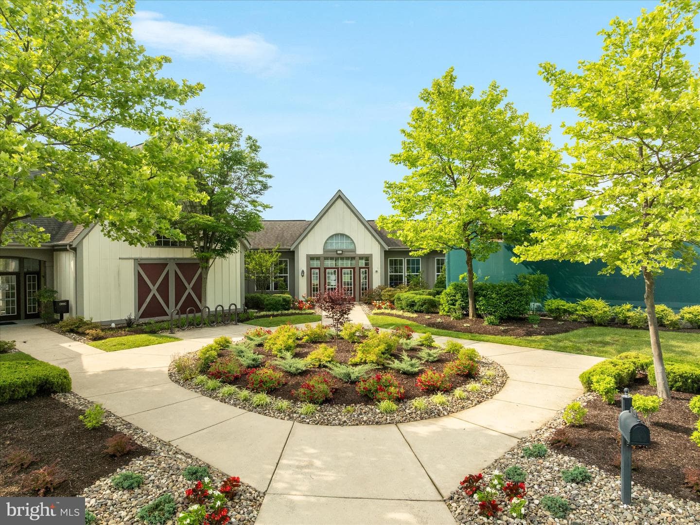 114 Heyford Drive photo 68