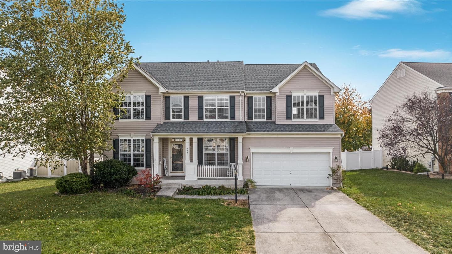 123 Fredericksburg Drive photo 2