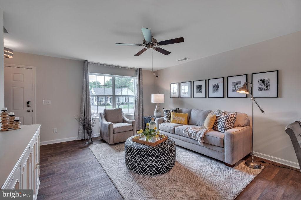 105 Seminole Drive photo 4