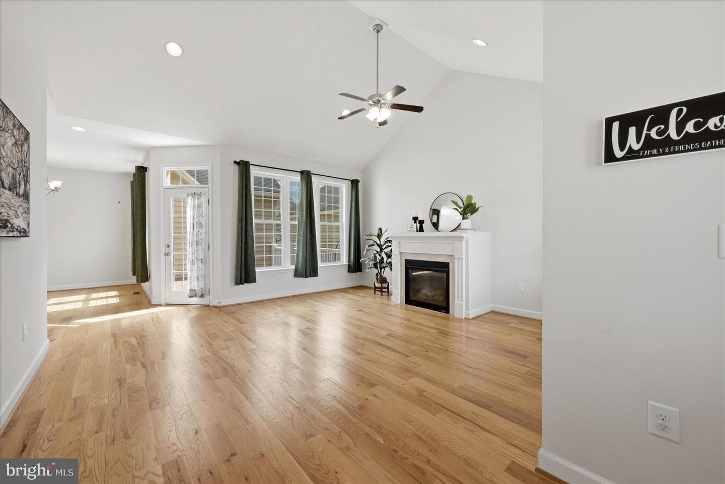103 Bleeding Heart Drive photo 6