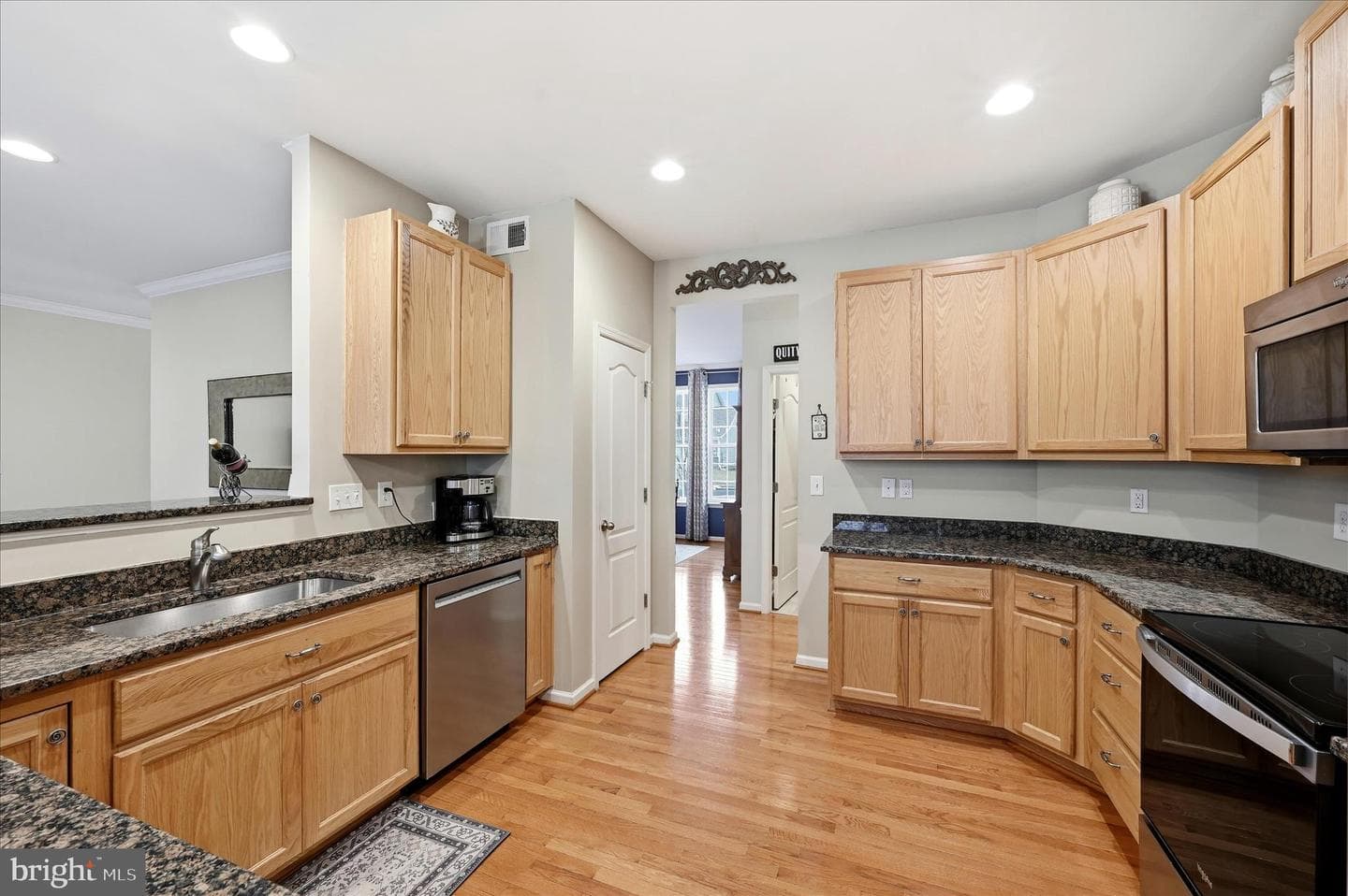 105 Ladysmith Drive photo 10